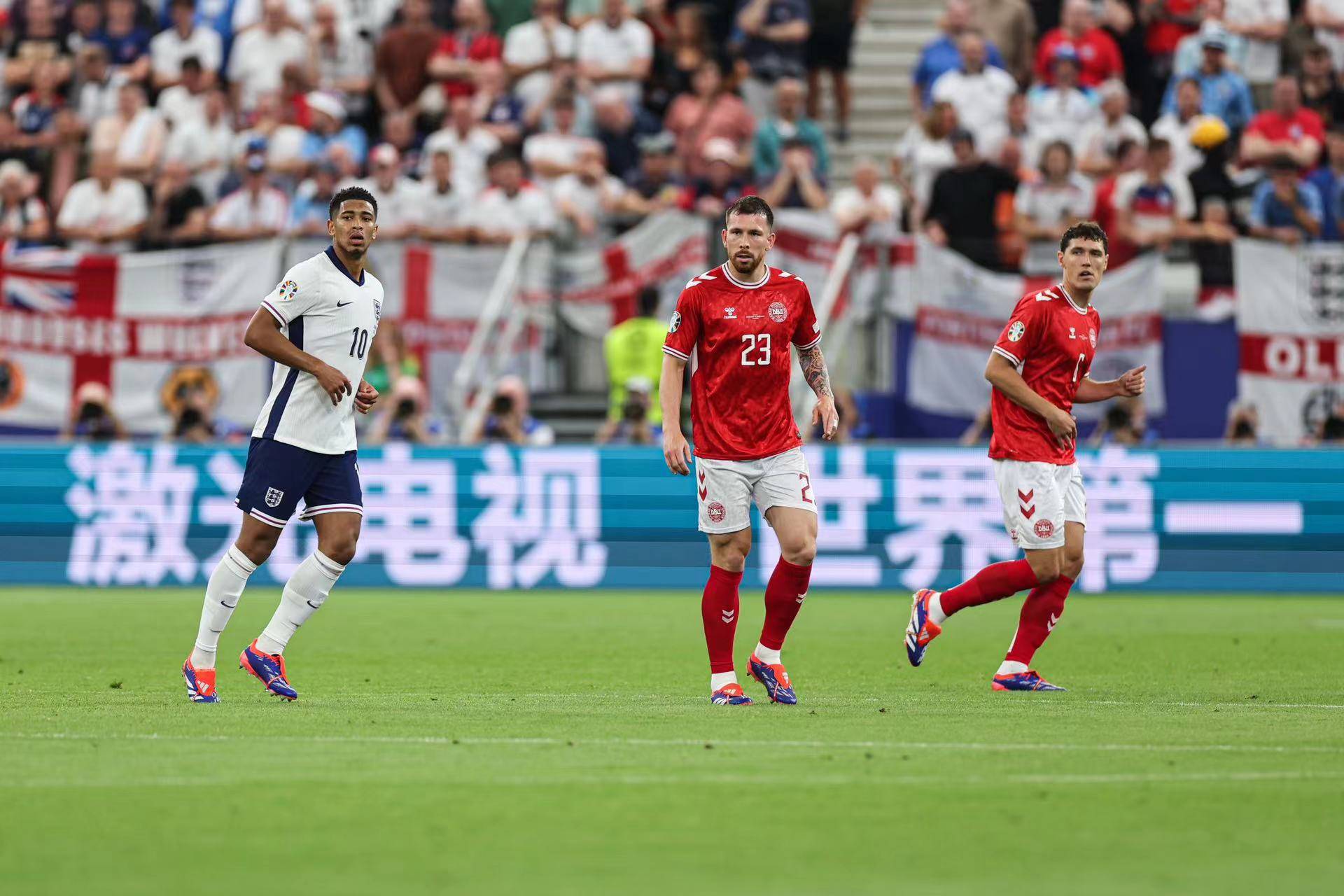 英格兰表现不佳,需提升状态迎接淘汰赛的简单介绍 英格兰表现不佳,需提升状态迎接淘汰赛的简单介绍