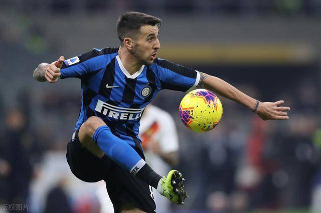 关于圣埃蒂恩不敌波尔多,冈都灵伤愈复出的信息 关于圣埃蒂恩不敌波尔多,冈都灵伤愈复出的信息