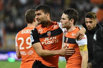 包含里昂客场不敌里尔,遭遇破灭的词条 包含里昂客场不敌里尔,遭遇破灭的词条