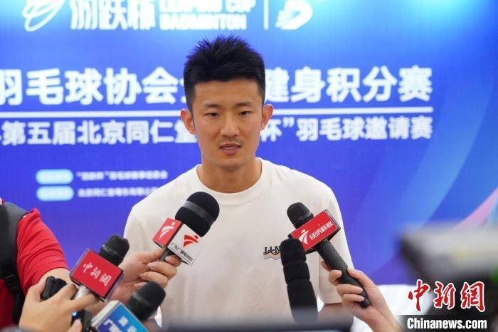 包含印尼羽毛球队力克中国羽毛球队，谌龙送出助攻的词条