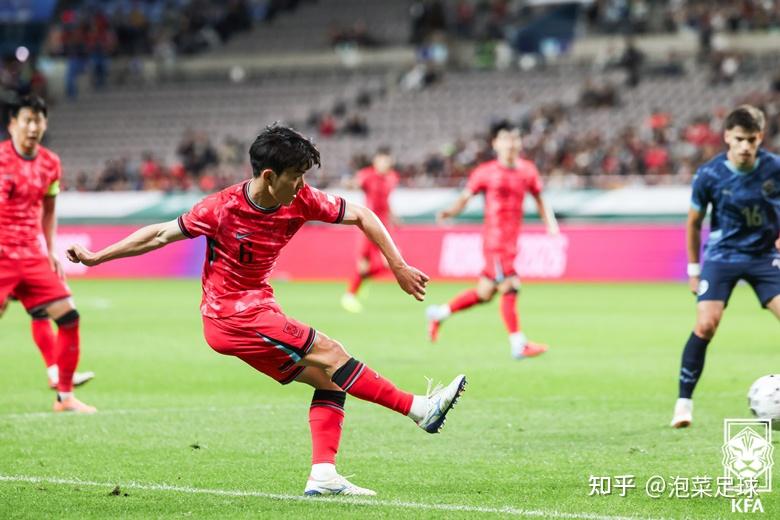 日本队轻取韩国队,郑思维高光表现 日本队轻取韩国队,郑思维高光表现